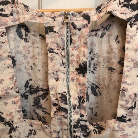 Boxy-fit Tie Dye Print top with Zip Cutout - Picture 2 of 5